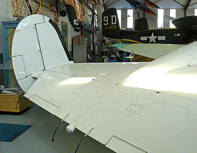 06BeechcraftSuper18Tail