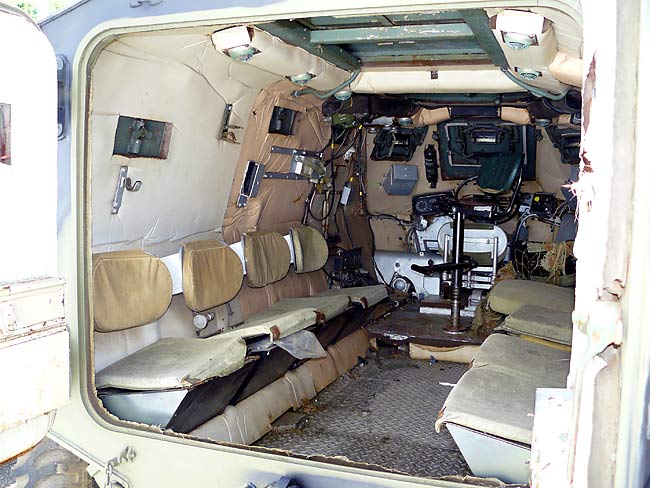 03Fv603SaracenAPCInterior