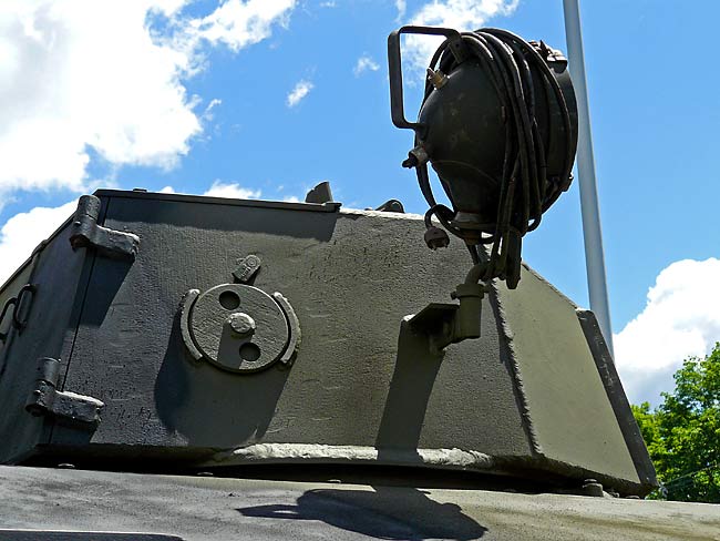 06Fv603SaracenAPCTurret