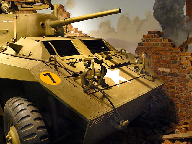 06M8ArmoredCar