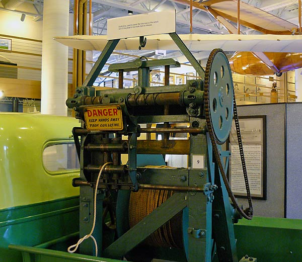 04DuPontGliderWinch