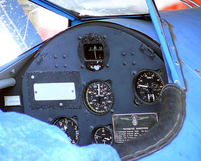 06PT17KaydetCockpit