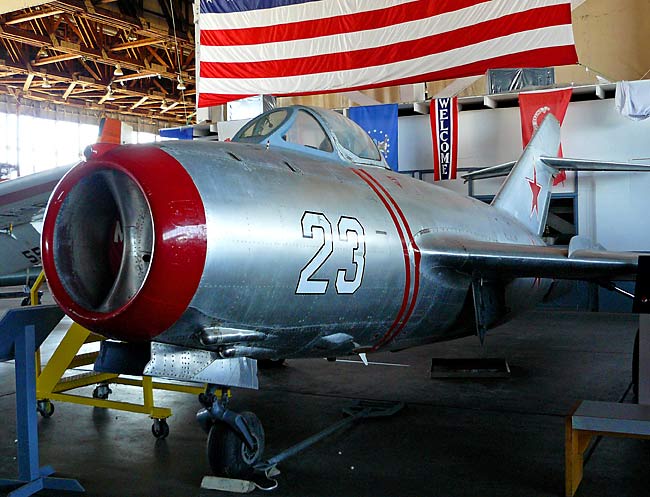 08MiG15