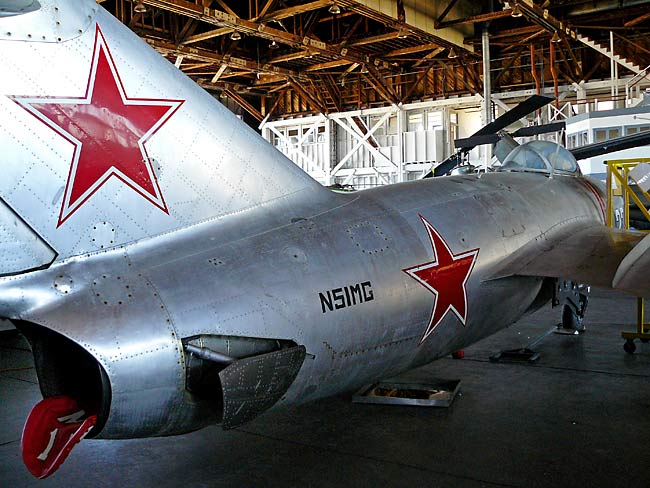 27MiG15