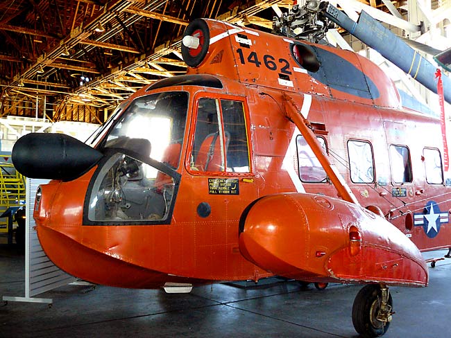 01SikorskyHH52SeaguardHelic