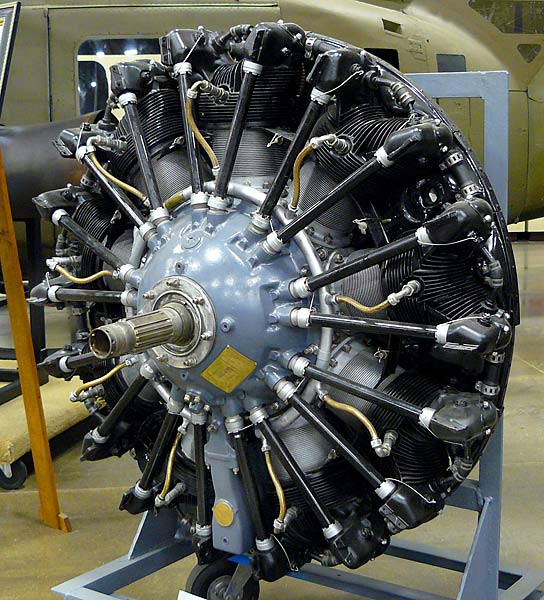 42 Pratt & Whitney R-985 Wasp Junior