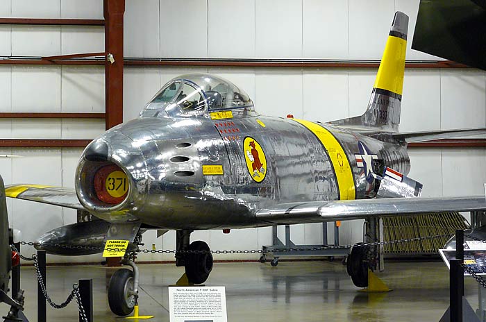 01NorthAmericanF86FSabre