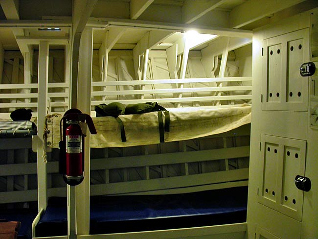 14CrewsBunks