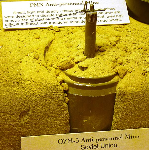 03 OZM-3 Anti Personnel Mine