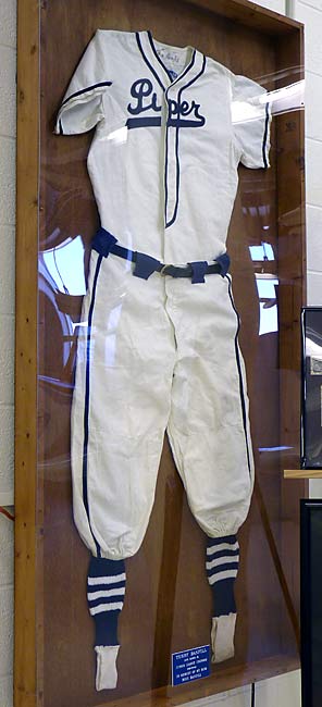 16PiperCubsTeamShirt