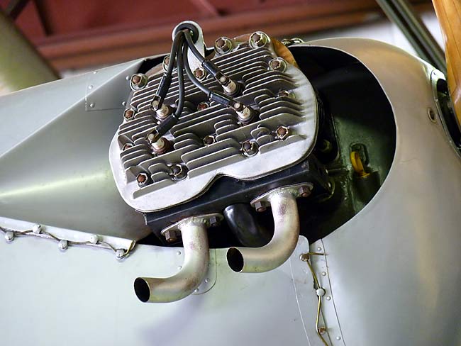 08ContinentalA40IAircraftEngineCylinderHead