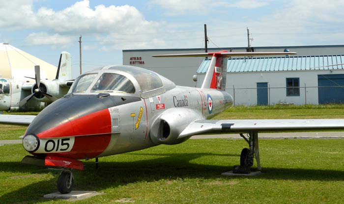 01CanadairCT114Tutor
