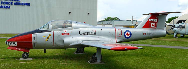 03CanadairCT114Tutor
