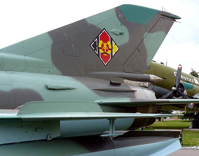 15MiG21FishbedTail