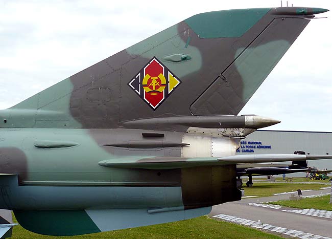 16MiG21FishbedTail