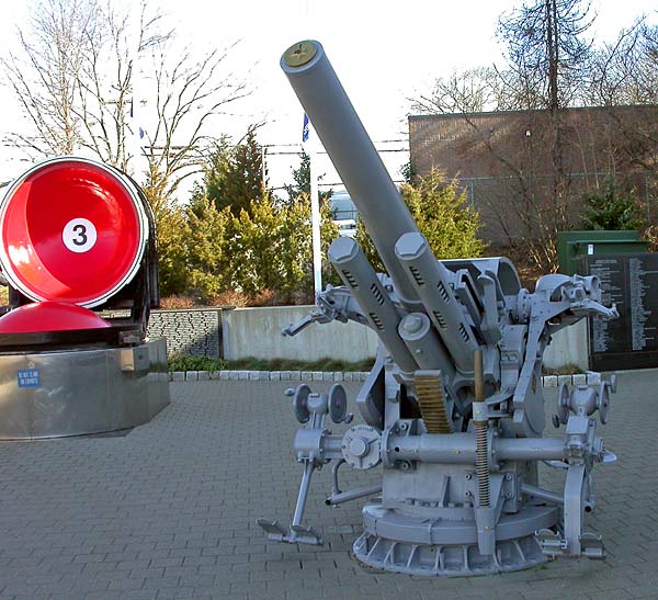 45DeckGun