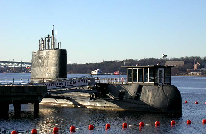 02USSNautilus