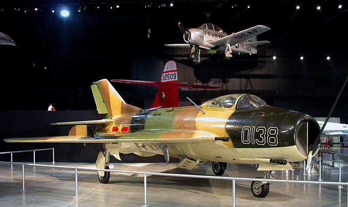 01MiG19