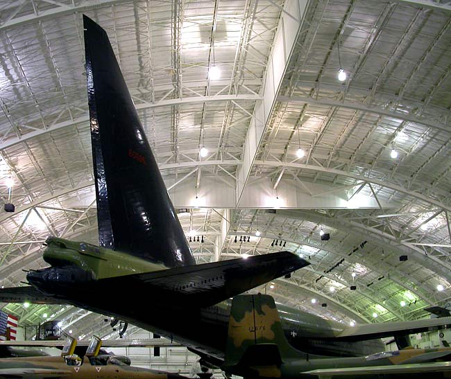 04B52Tail