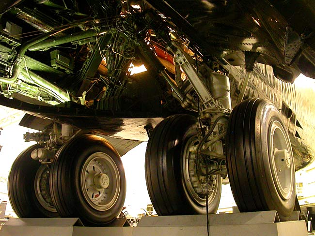 09B52LandingGear