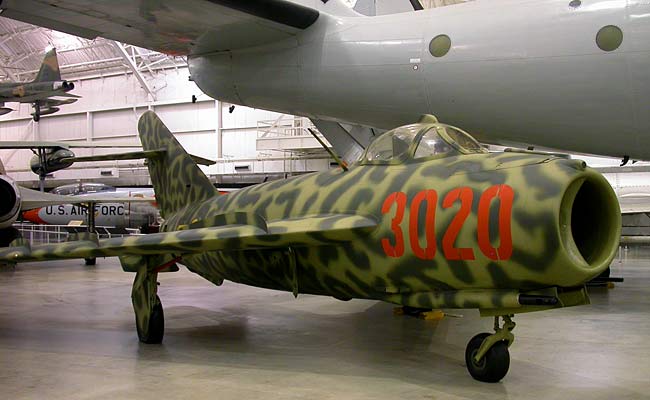 01Mig17