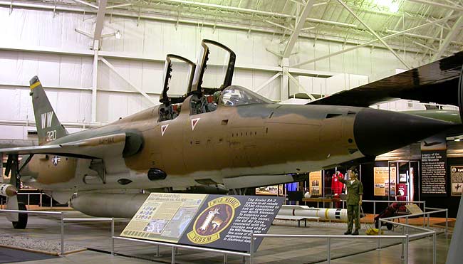 04F105Thunderchief