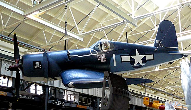 09F4UCorsair