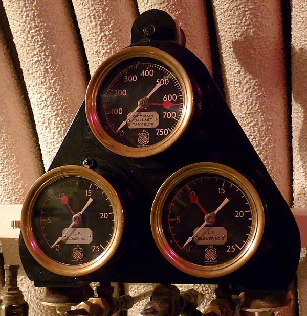 63BallastTankNBlowerGages
