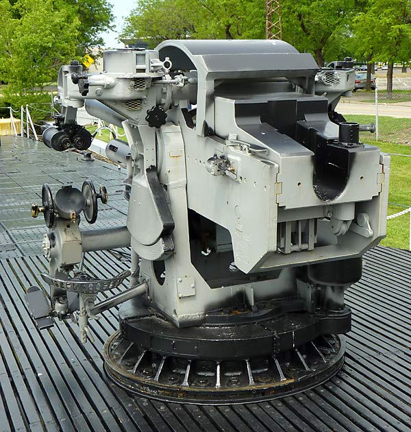 38USSCodDeckGun