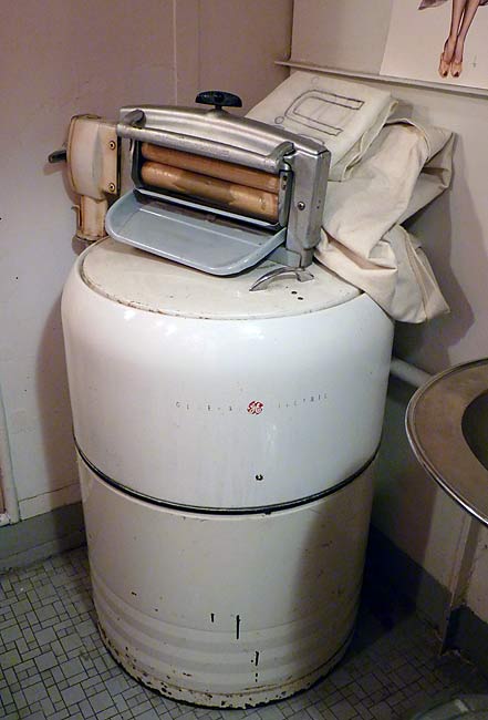 20GeneralElectricClothesWasher