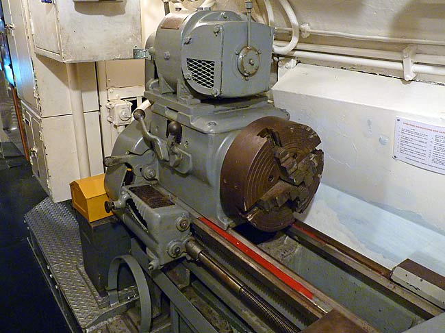 06SebastianLathe