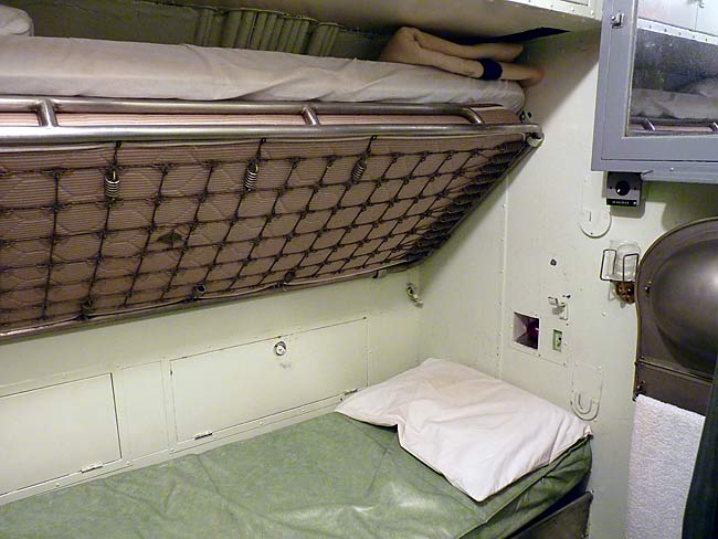 25OfficersStateRoom