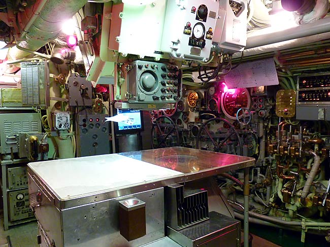 21USSRequinControlRoom