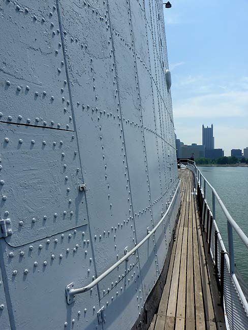 05USSRequinDeckView