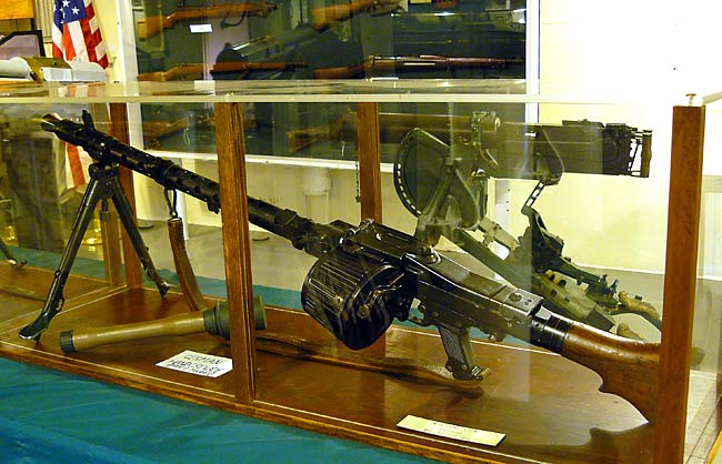 08 German MG34 Machine Gun