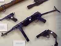 WWII German MP40 Submachine Gun