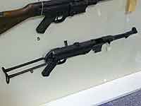 German MP40 Submachine Gun