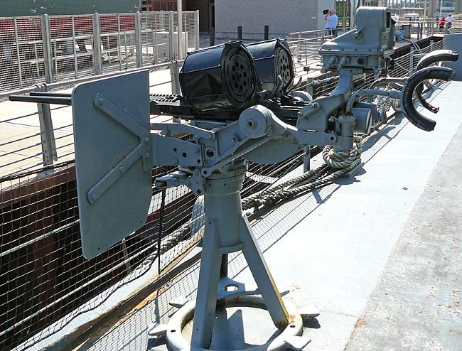 02Oerlikon20mmCannon