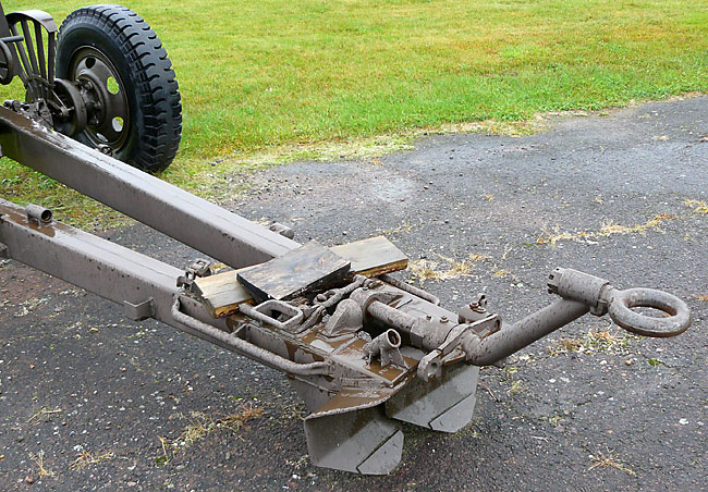 06M2A3GunCarriageEntrenchingBlade