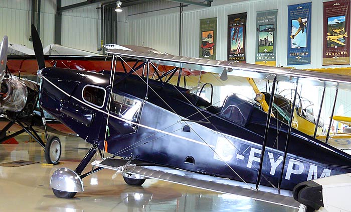 02DeHavillandFoxMoth