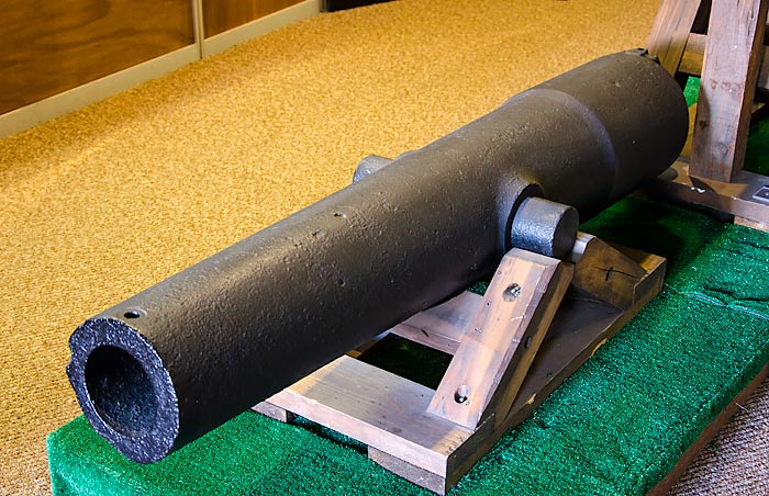 10 12 Pounder Confederate Gun