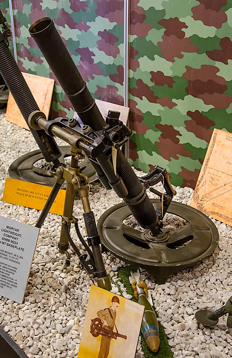 07 M224 60mm Mortar