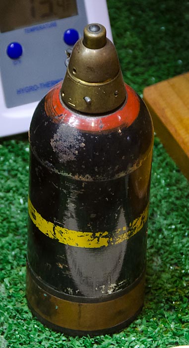 10 Japanese 50mm Knee Mortar Round