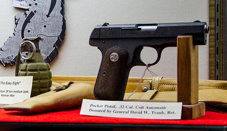 04 Colt Automatic 32 Cal Pocket Pistol