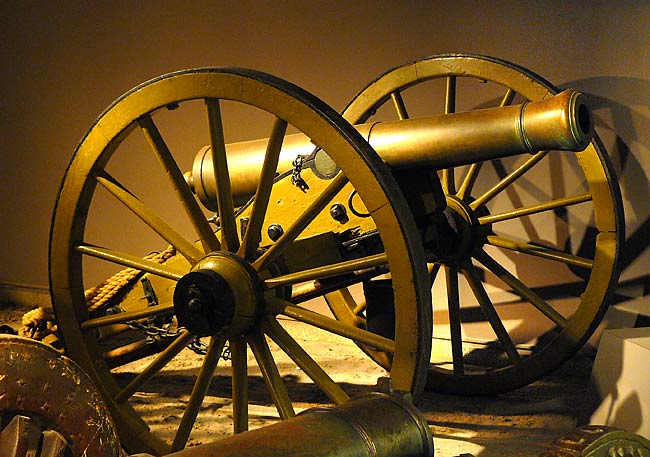 03US12PounderRifledJamesGun