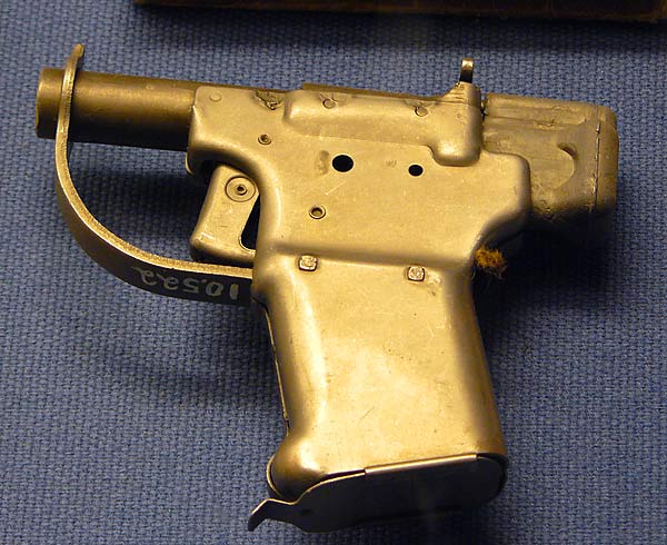 07 US Liberator PistolModel FP-45
