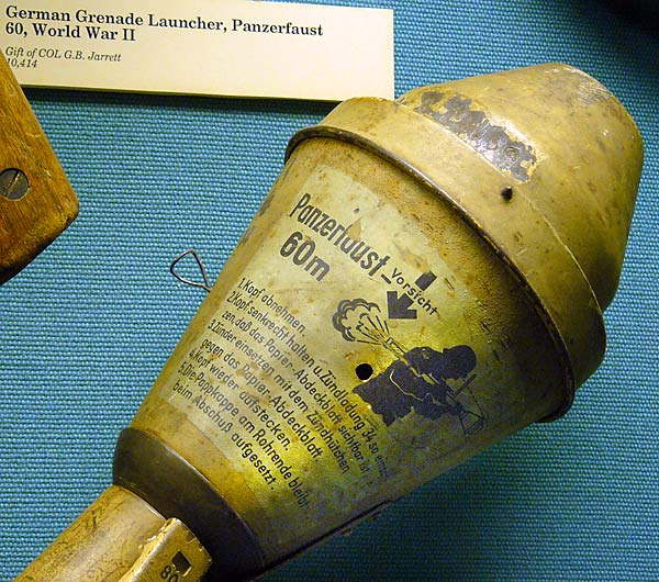 07 Panzerfaust Warhead