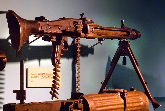 12 German WWII MG42