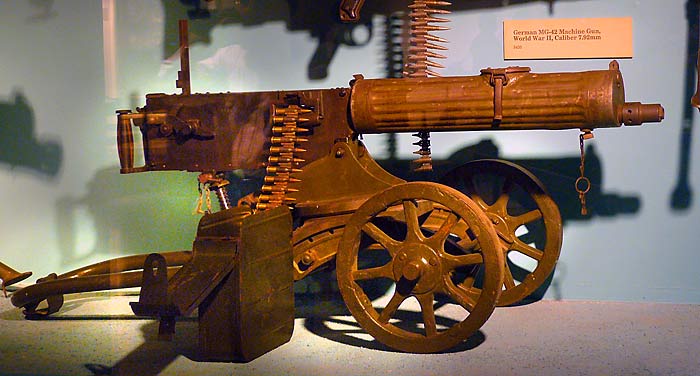 06SovietMaximMachineGunModel1910