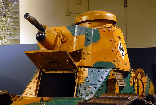 08FordM1917LightTankTurret